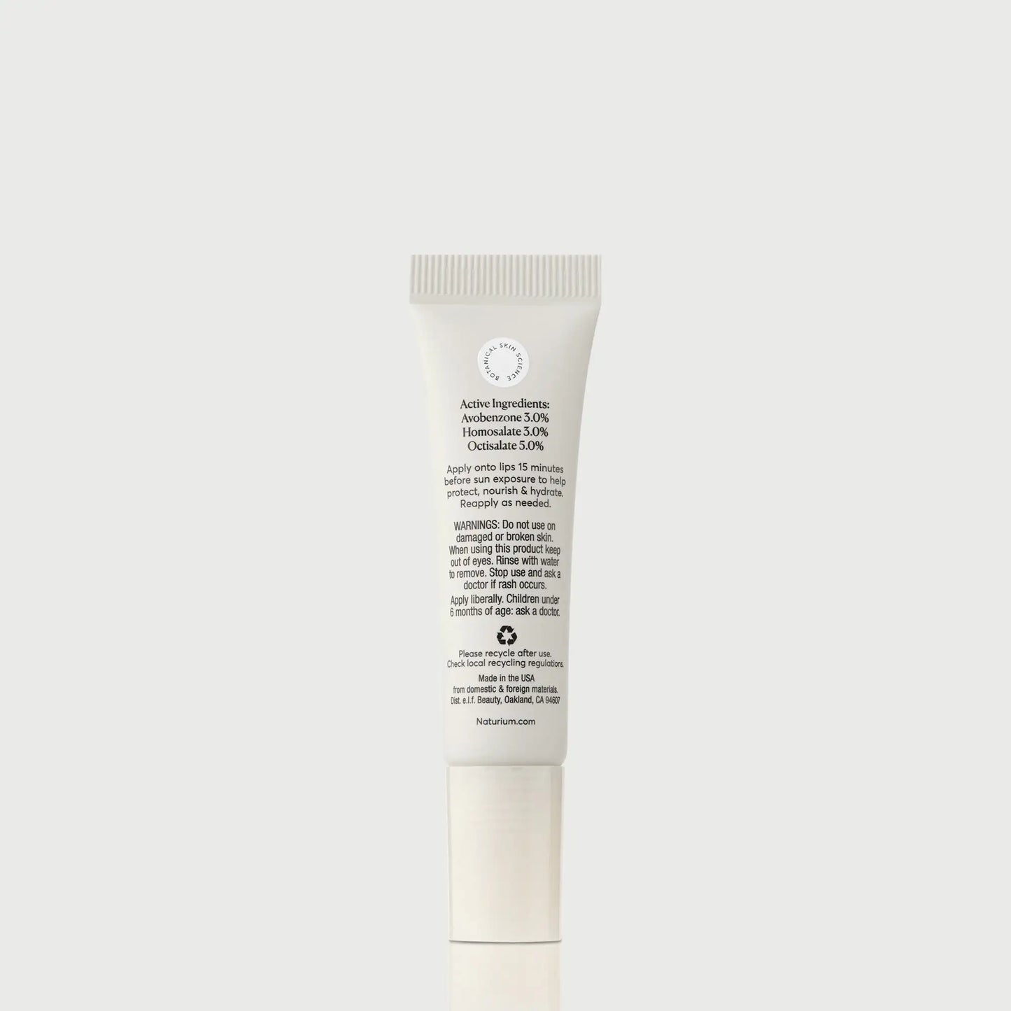 phyto-glow-lip-balm-spf-45-clear-n4 NATR-10124_PhytoGlow_SPF_Clear_primary_capon_back_bonebkgd_1.webp